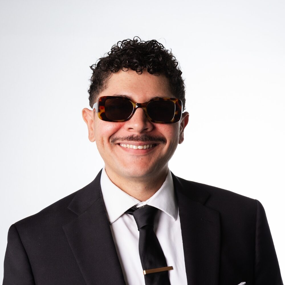 DJ Phil — foto de DJ multicultural de bodas en Miami