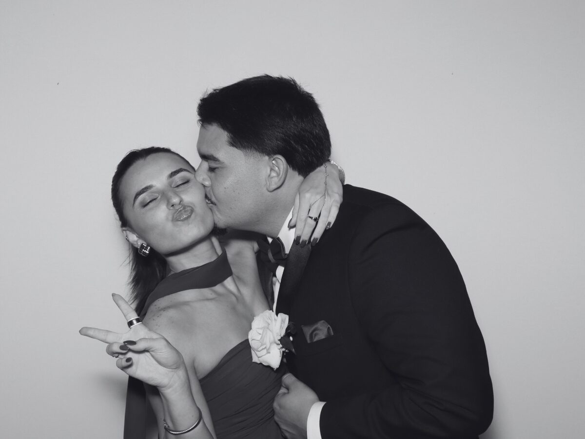 Black and white glam portrait from the Xpress Entertainment Glam Booth at a South Florida wedding (5 of 6)